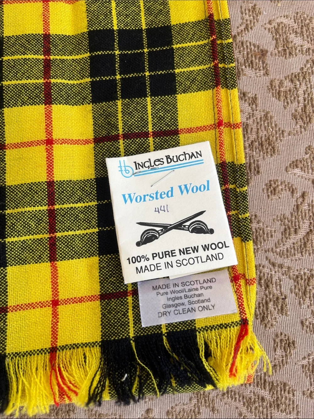 NWT Ingles Buchan Tartan Scarf 100% pure new wool, made in Scotland Yellow